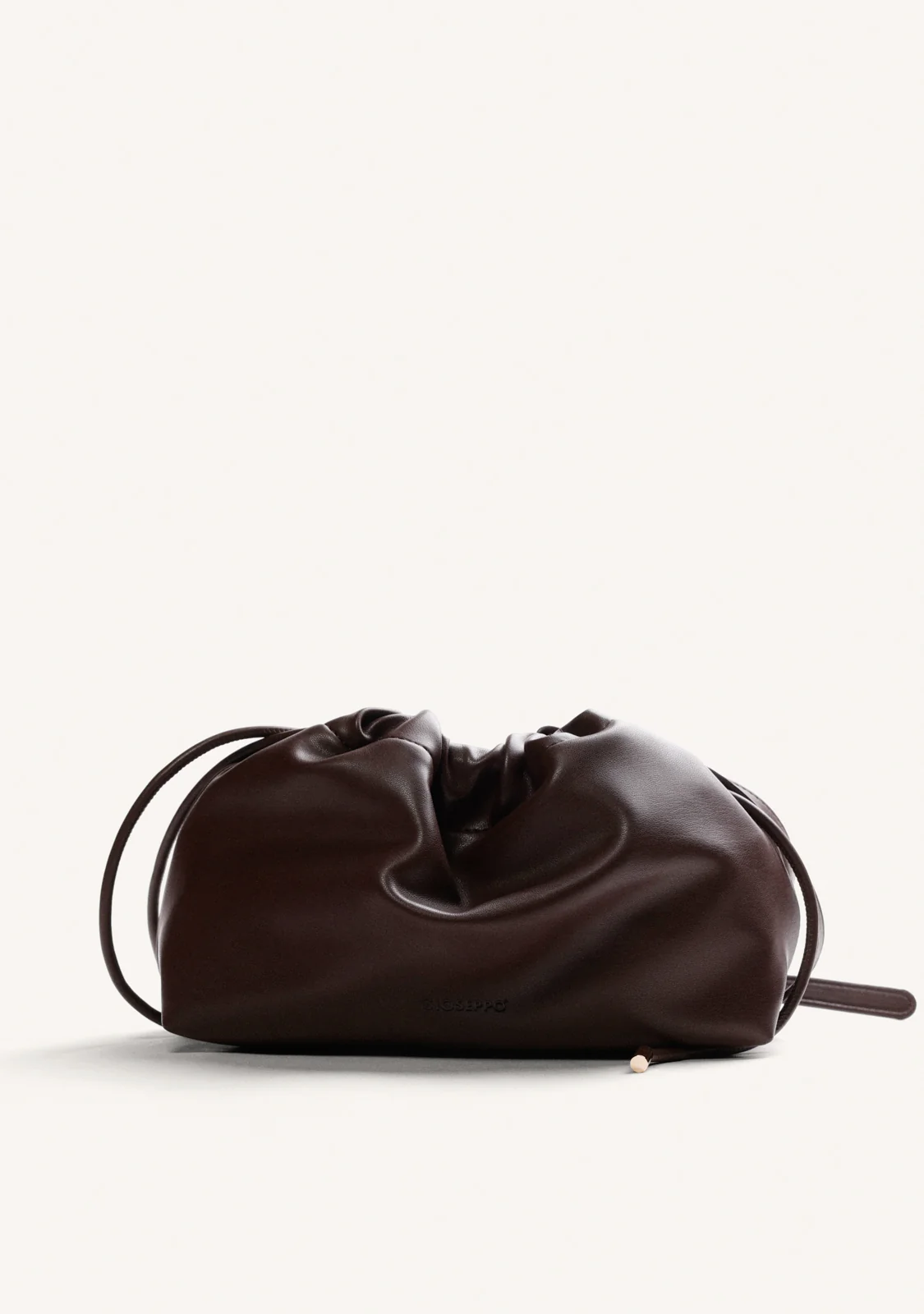 Bolso bucket marrón chocolate Gioseppo 80649