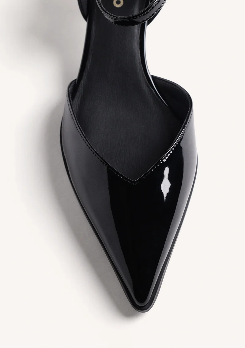 3 Zapato salón negro charol Gioseppo 80803