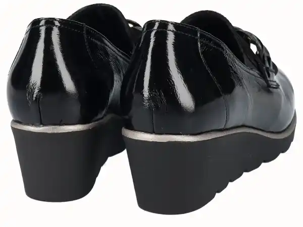 3 Mocasín negro charol D'Chicas 3761