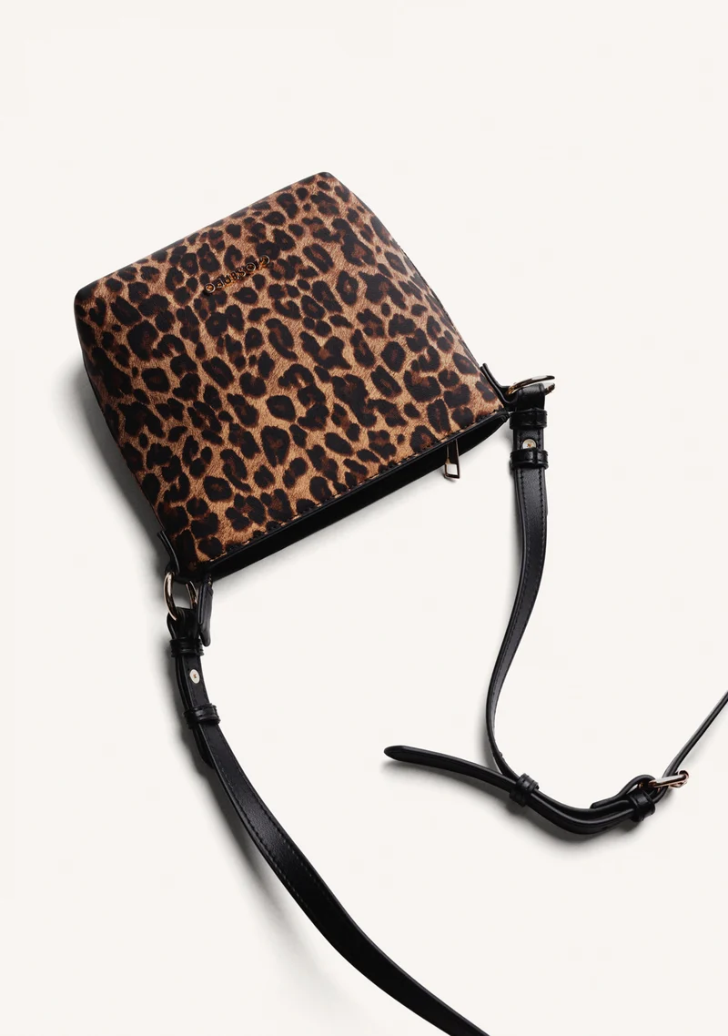 Bolso bucket leopardo Gioseppo 80651