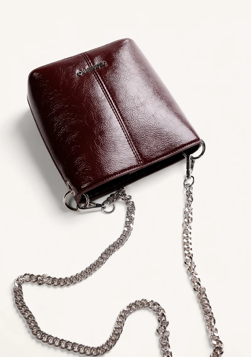 Bolso bucket burdeos Gioseppo 80652