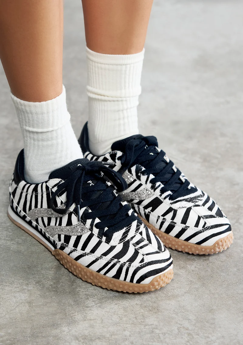5 Zapatillas estampado cebra Gioseppo 77010